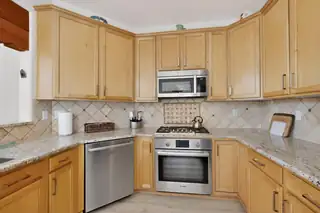 6312 Calla Lily Circle NE Kitchen