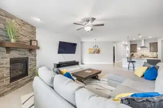 5732 Pikes Peak Loop NE Living Room