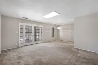 9606 Camino Del Sol NE Living Room