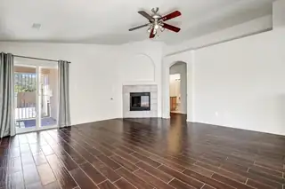 9901 Sunshine Mesa Drive NW Living Room