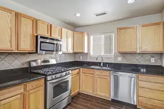 9901 Sunshine Mesa Drive NW Kitchen