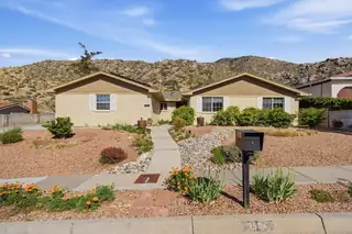 3504 Camino De La Sierra NE, Albuquerque