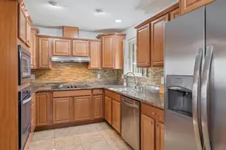 3504 Camino De La Sierra NE Kitchen