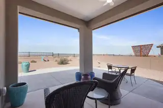 2831 Kings Canyon Loop NE Patio