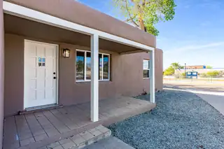 1537 Bryn Mawr Drive NE Living Room