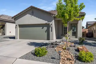 909 Tazanita Loop SE, Rio Rancho