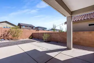 909 Tazanita Loop SE Backyard