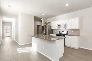 909 Tazanita Loop SE Kitchen