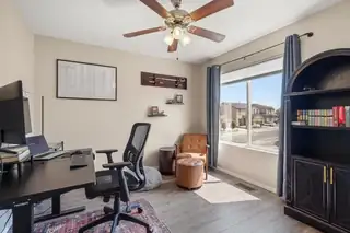 5605 Darlington Place NW Home Office