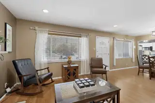 9600 Mesa Arriba Court NE Living Room