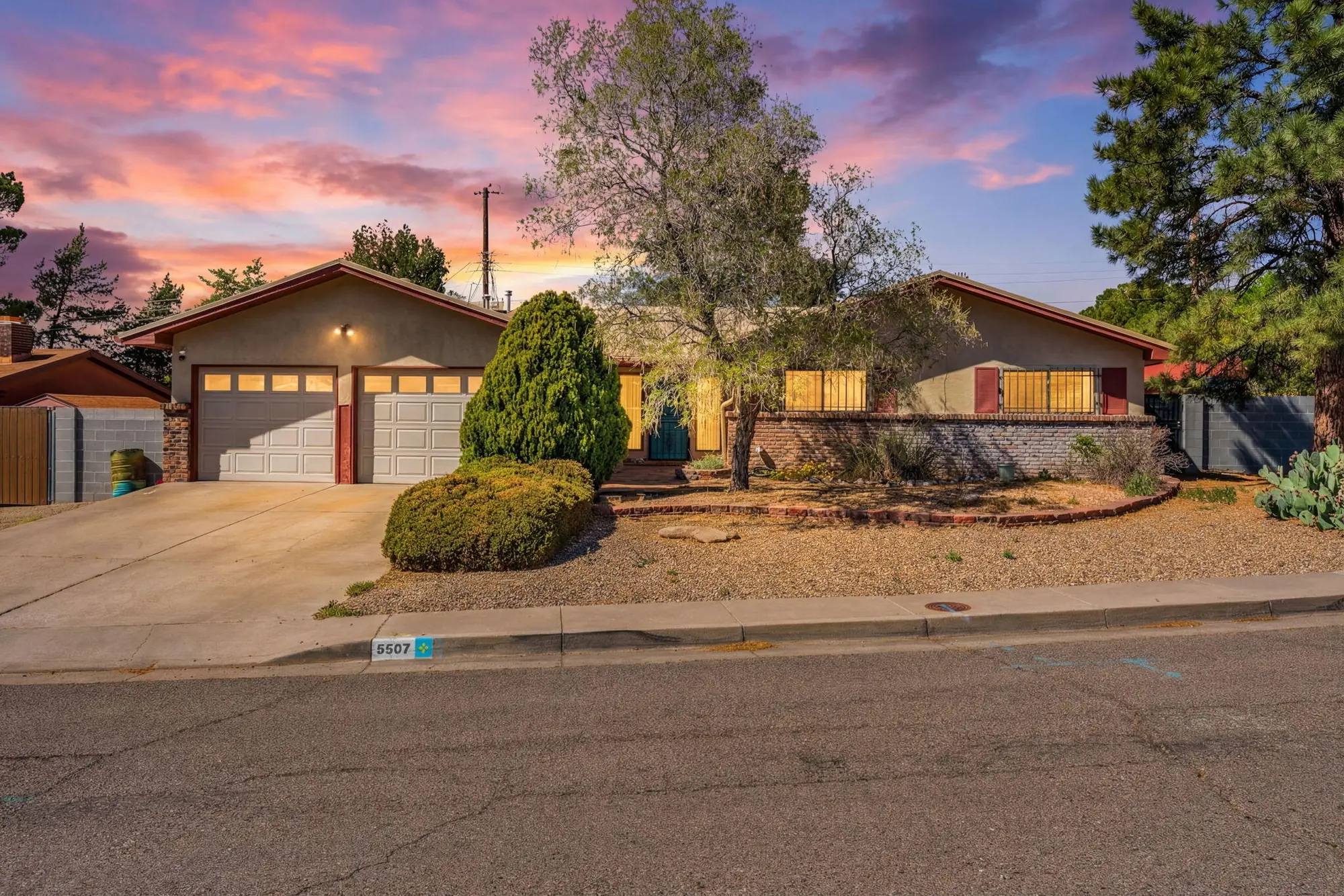 9507 Lagrima De Oro Road NE