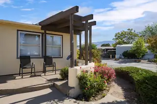 500 Tyler Road NE 27 Exterior Front