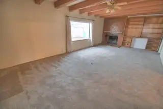 8200 Bates Road SE Living Room