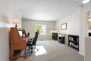 124 Sugar Ridge Loop SE Home Office