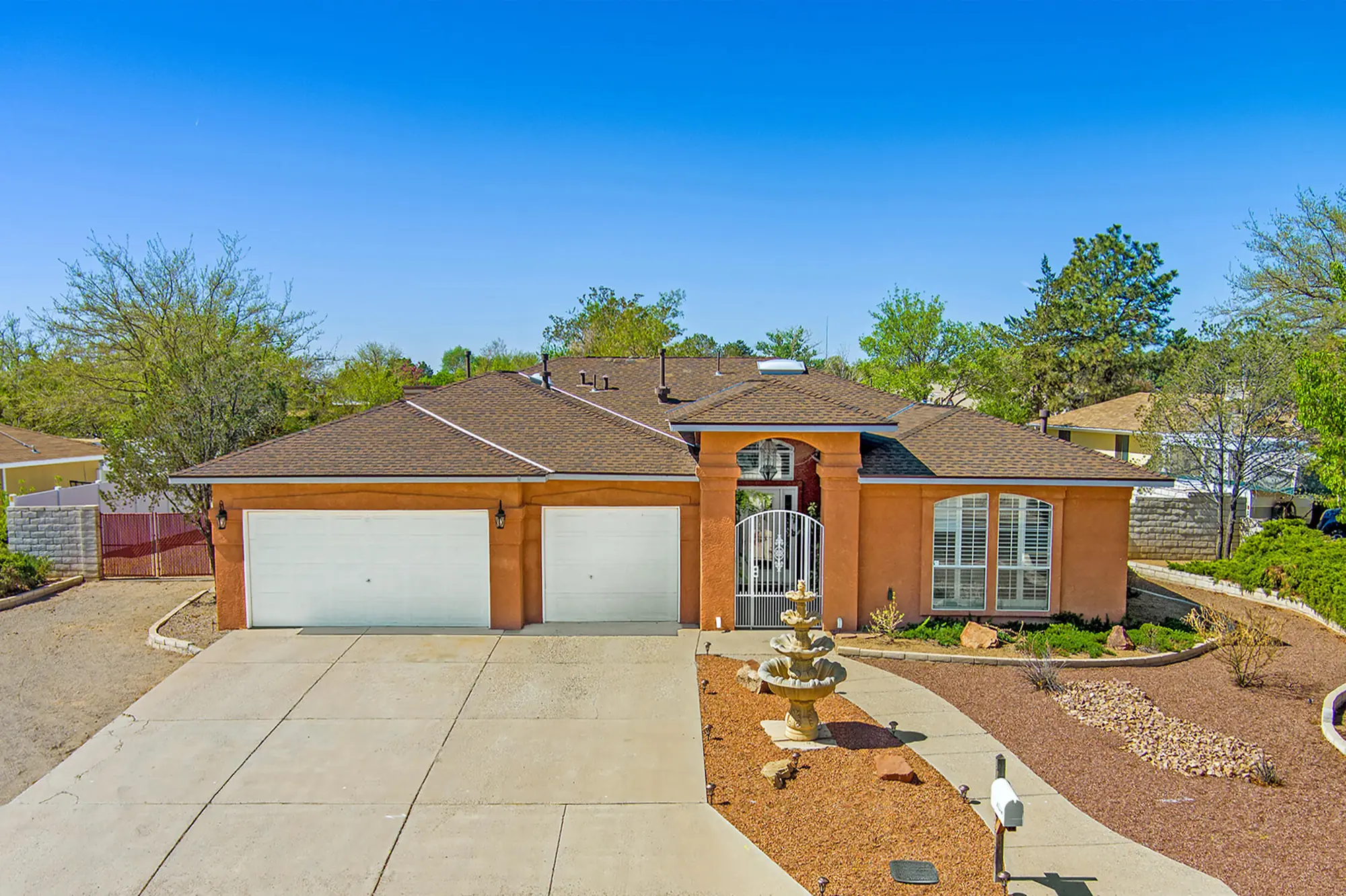 3706 Saint Andrews Drive SE