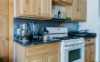 2808 Manzano Street NE 