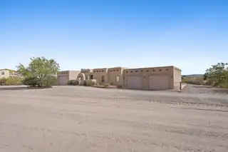 401 Roadrunner Circle 