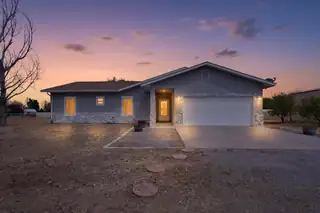 4 Calle Cielo Azul Road 