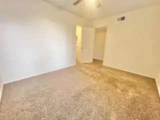 4601 Carlisle Boulevard NE APT C8 