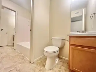 4601 Carlisle Boulevard NE APT C8 