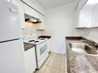 4601 Carlisle Boulevard NE APT D11 