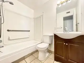 4601 Carlisle Boulevard NE APT D2 