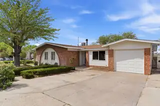 1201 Willys Knight Drive NE 