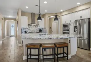 1827 Truchas Peak Trail NE 