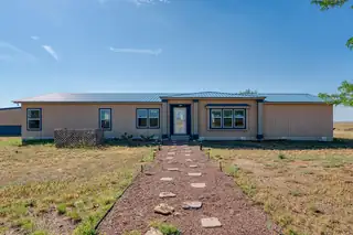 100 Bluegrass S Road 