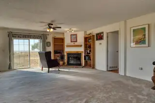 100 Bluegrass S Road 