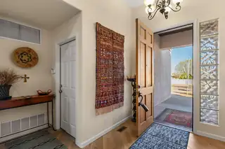 204 Winged Foot Court SE 