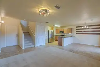 1009 Spring Valley Road NE 