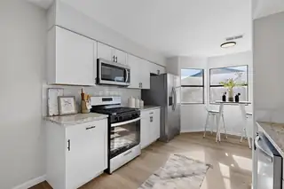 2004 Western Hills Drive NE 