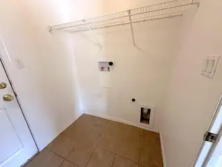 1800 Sierra Norte Loop NE 