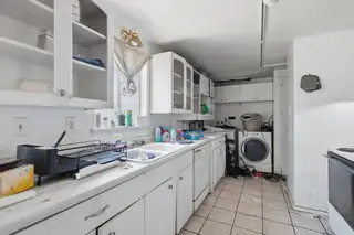 1025 Muriel Street NE Kitchen