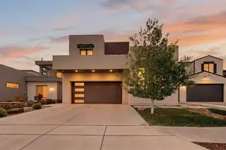 8815 Silver Oak Lane NE, Albuquerque