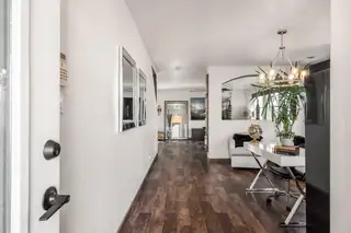 6808 Huerto Avenue NW 