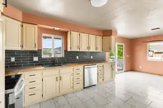 101 Green Ash Court 