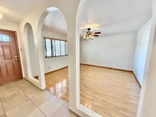 12208 Victoria Falls Drive NE 