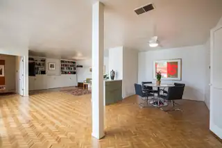 3813 La Hacienda Drive NE 