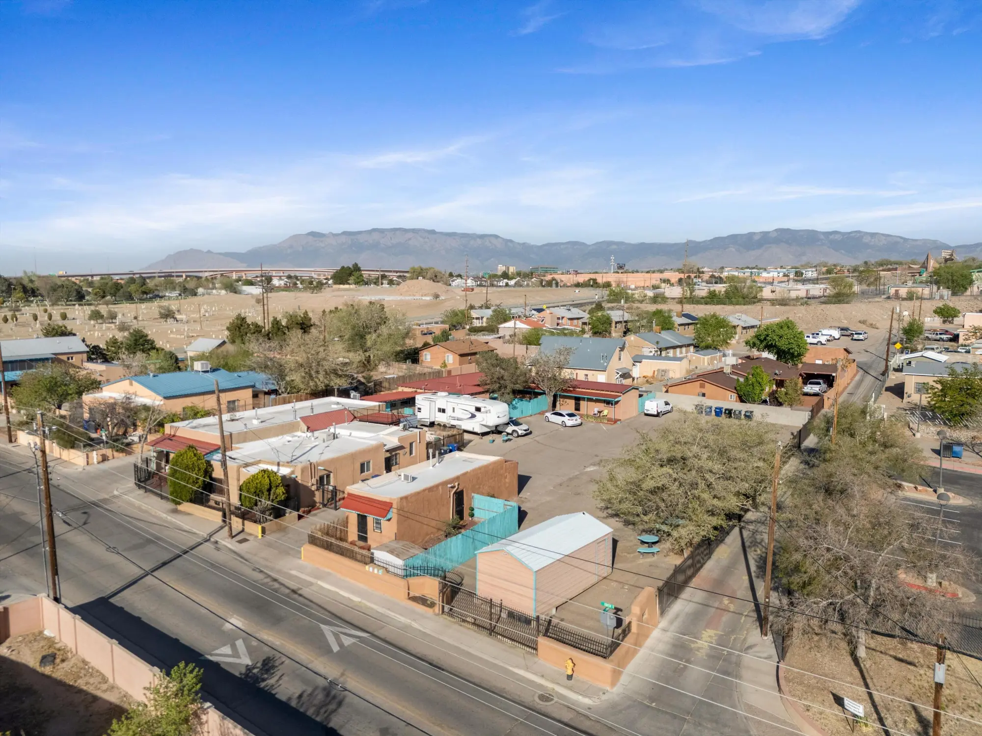 1508 Edith Boulevard NE