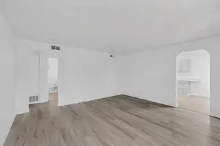 2429 Palomas Drive NE 