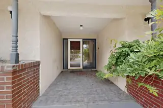 6311 Driscoll Avenue NE 