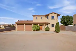 705 6th Street NE, Rio Rancho