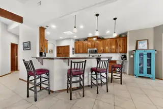 1521 Valley View Drive SW Kitchen