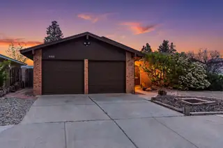 5108 Vista De Luz Drive NW, Albuquerque