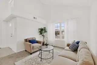 916 Tony Sanchez Drive SE 