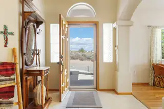 6908 Chapingo Road NE 