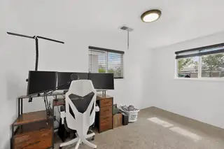 10429 Mountain Road NE Home Office