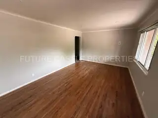 1009 Bryn Mawr Drive NE 